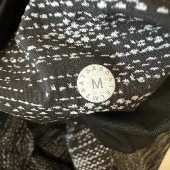 Lululemon T.H.E. Short All Court Texture White Black Stretch Linerless Quick Dry - Picture 5 of 8